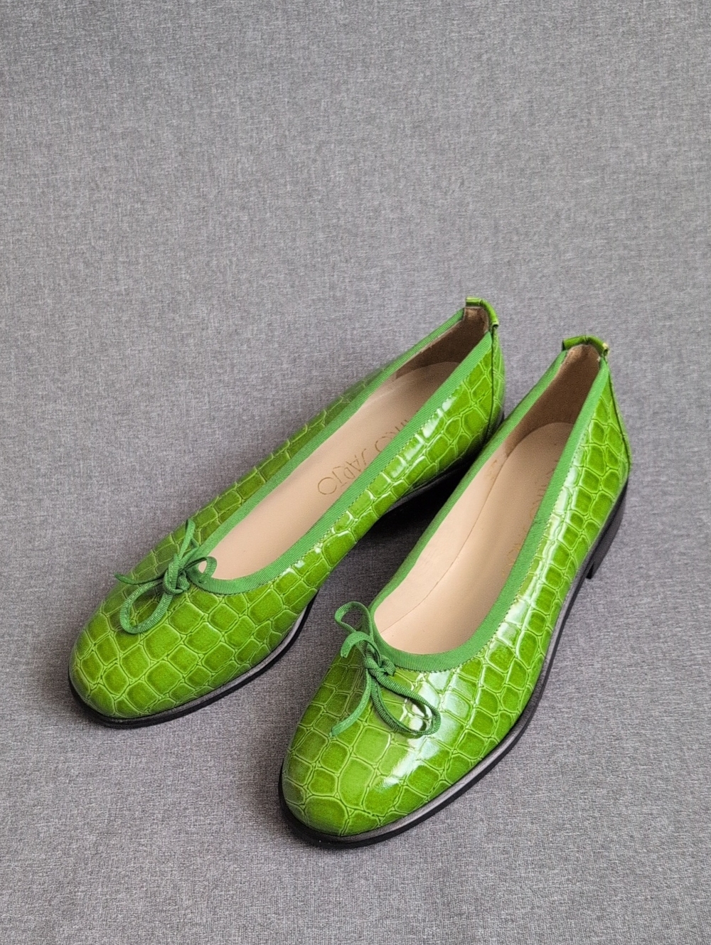 Franco Sarto Bright Green Croc-Embossed Ballet Flats with Bow